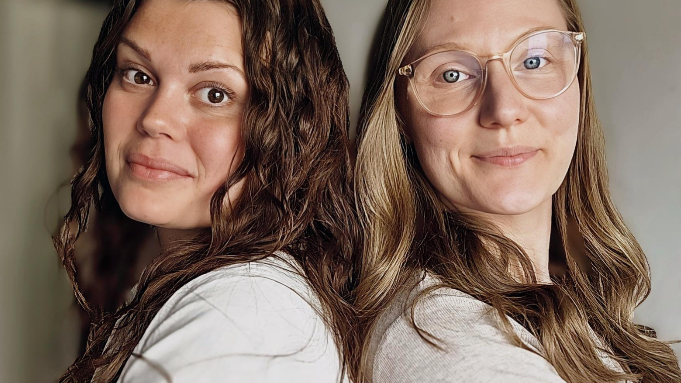 Headerbild ADHD-mammor med en podd